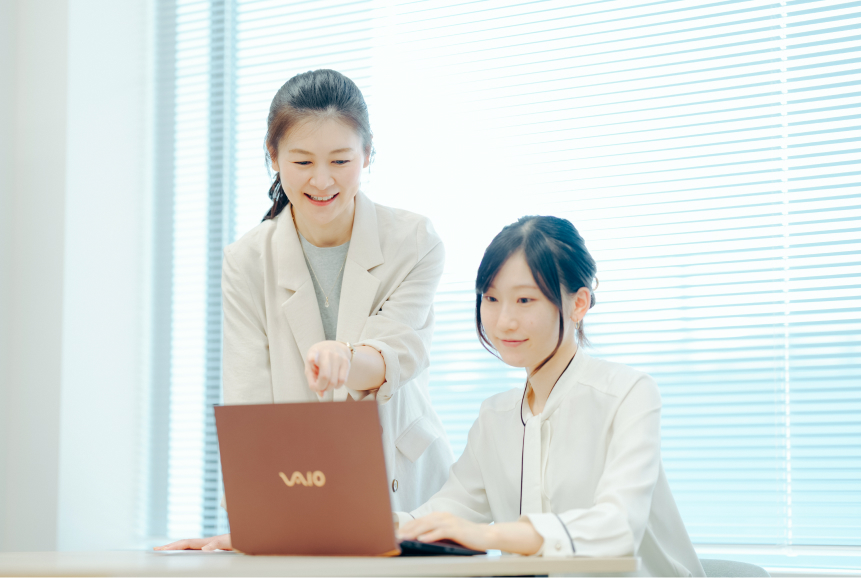 仕事の育成の様子