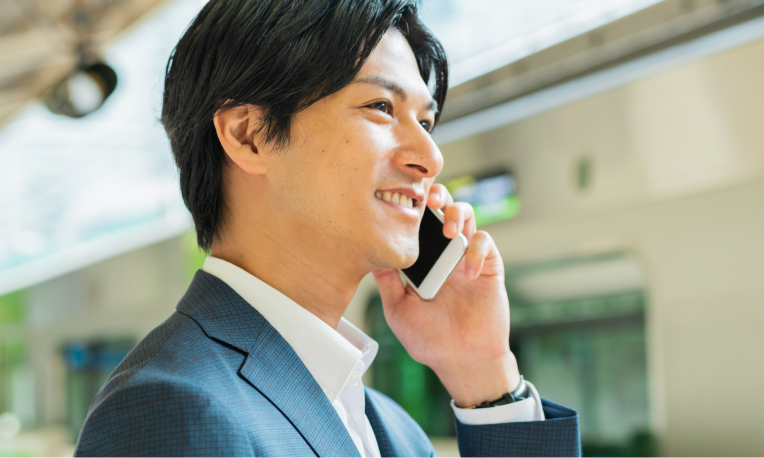 法人向け業務用携帯電話を供給